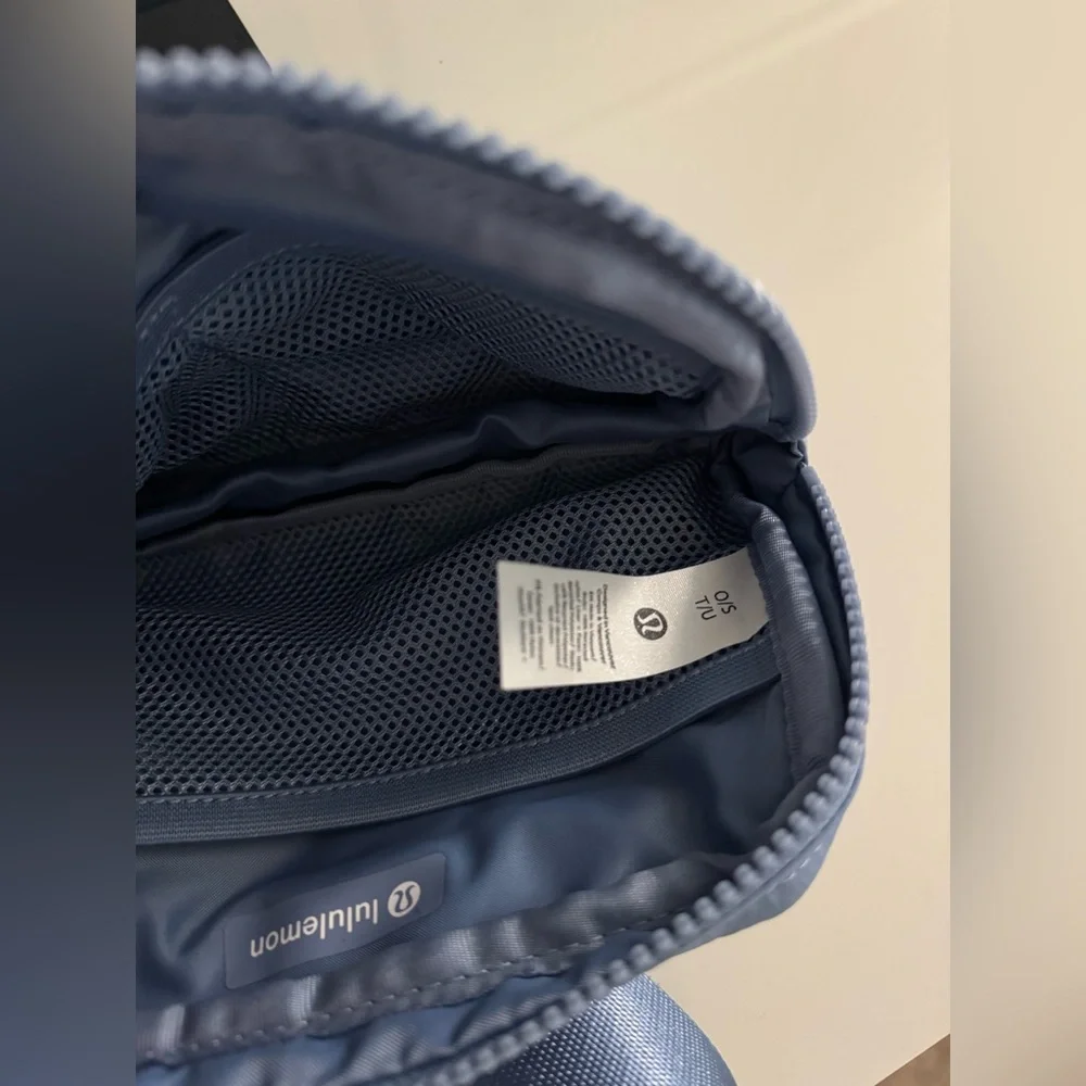 Lululemon Fanny Pack - Picture 4 of 4